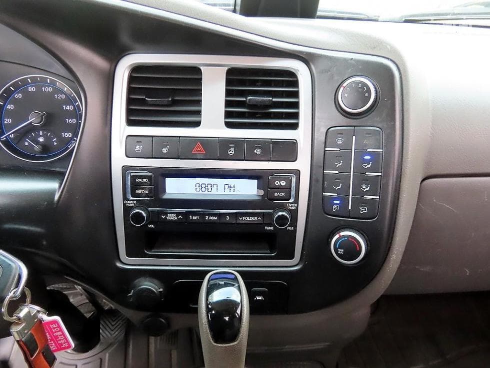 Hyundai Porter 2Extra Long Super Cab CRDi Premium - 14