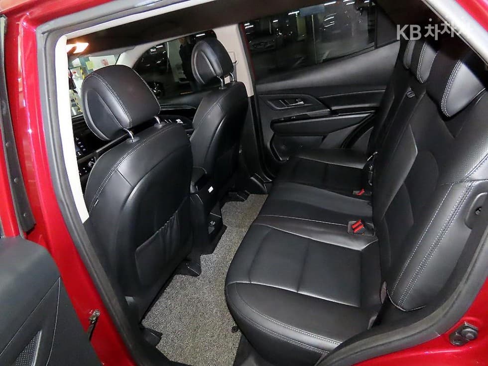 KG Mobility 올New코란도1.5 Gasoline 2WD C5 - 7