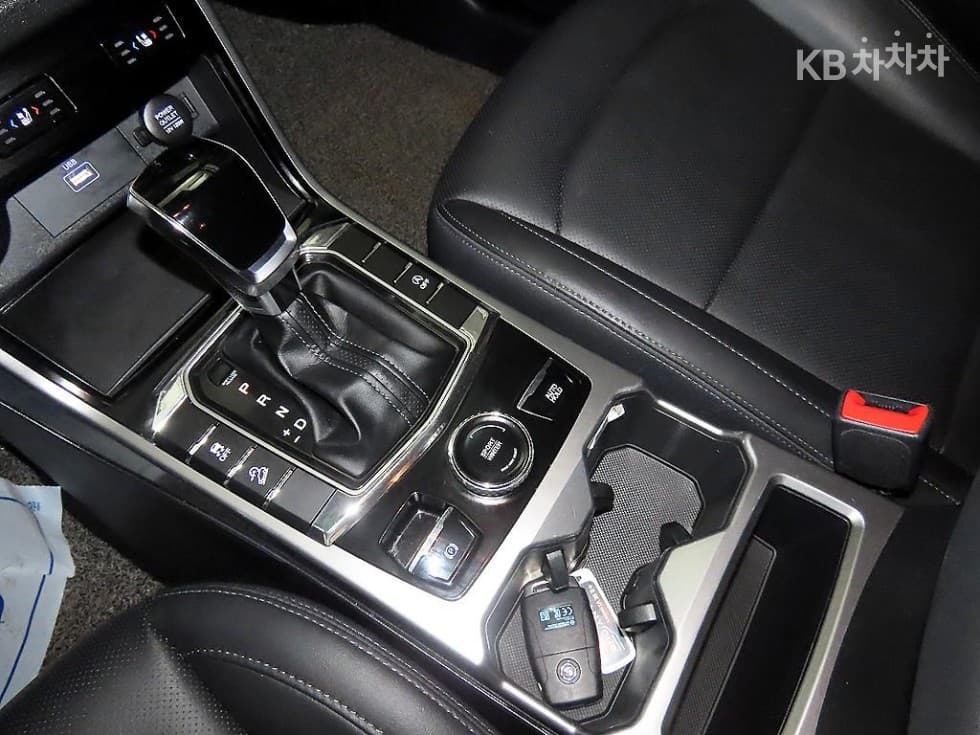 KG Mobility 올New코란도1.5 Gasoline 2WD C5 - 12
