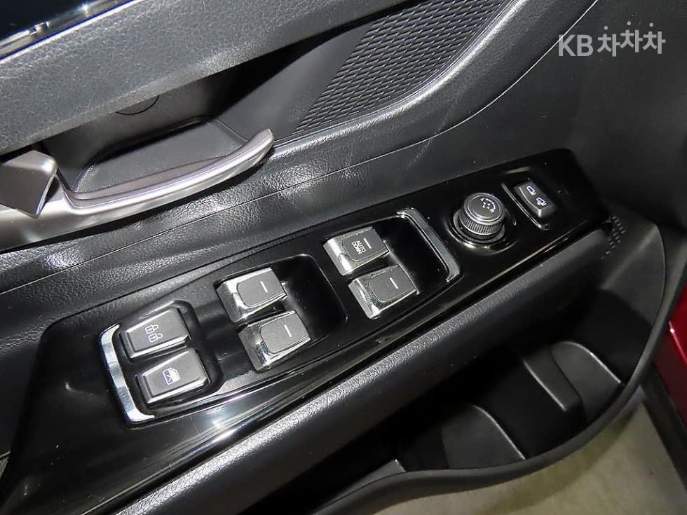 KG Mobility 올New코란도1.5 Gasoline 2WD C5 - 13