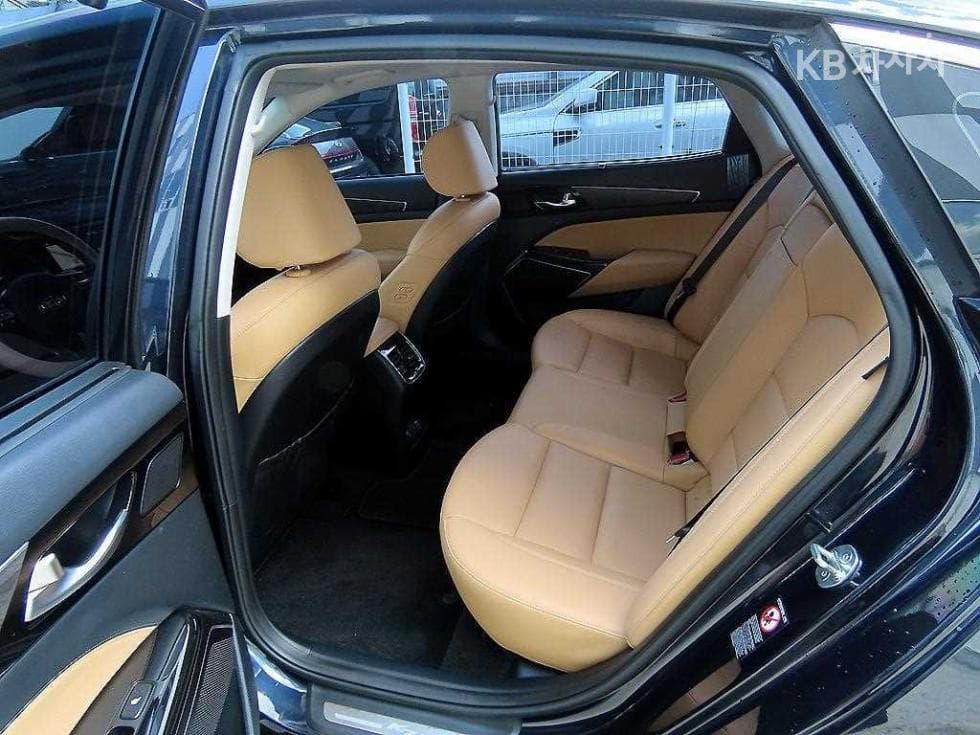 Kia K7 Premiere3.0 GDi Noblesse - 6