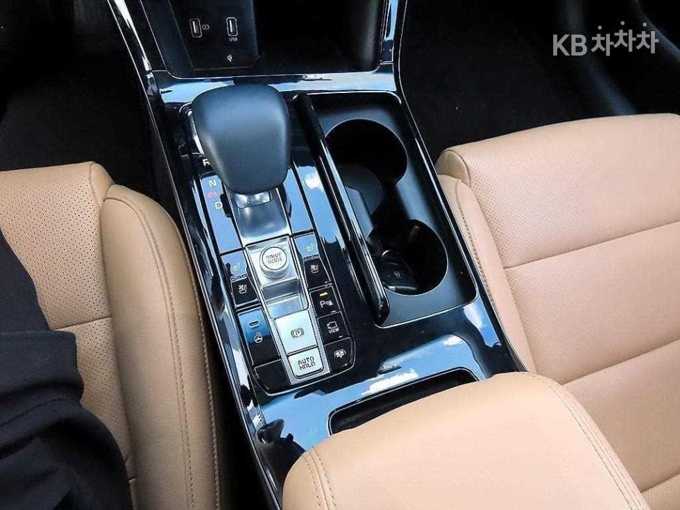 Kia K7 Premiere3.0 GDi Noblesse - 10