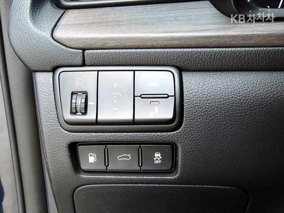 Kia K7 Premiere3.0 GDi Noblesse - 12