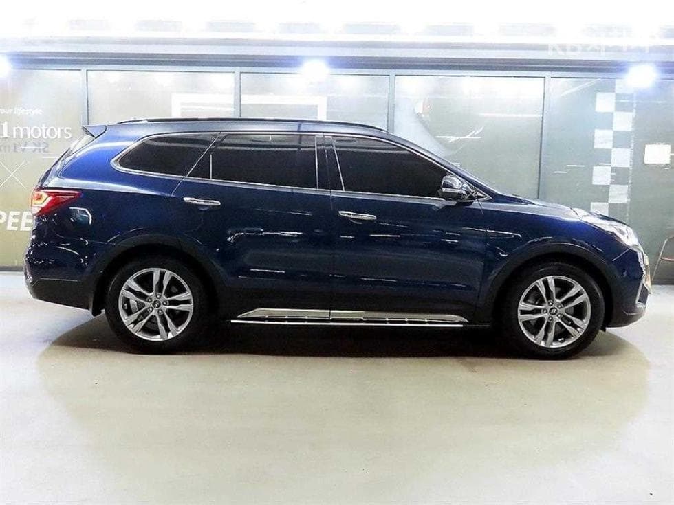 Hyundai The New (facelift) 맥스CruzeDiesel(e-VGT)R2.2 4WD 파이니스트 에디션 6Seater승 - 3