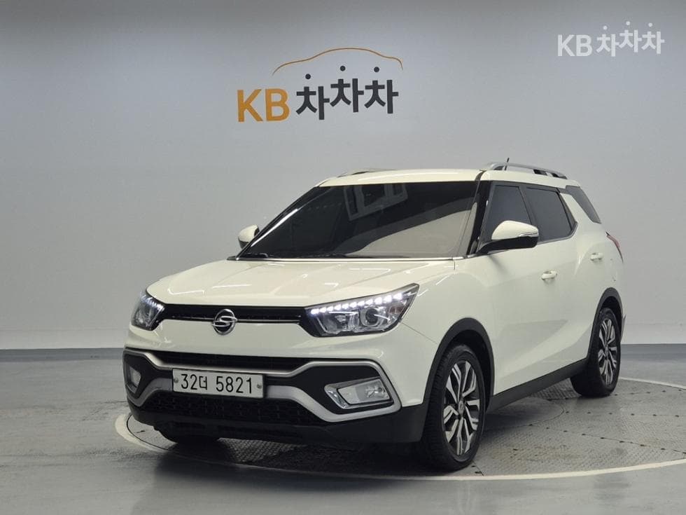 КейДжи Мобилити Тиволи Air Бензин 2WD IX - Image 1