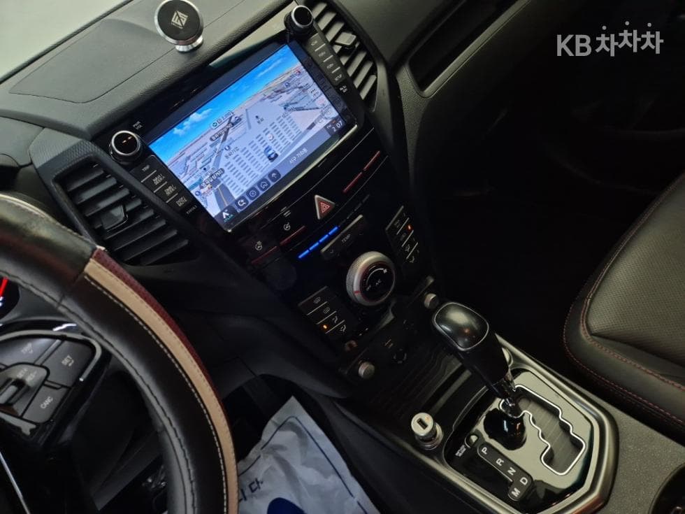 КейДжи Мобилити Тиволи AirБензин 2WD IX - 10