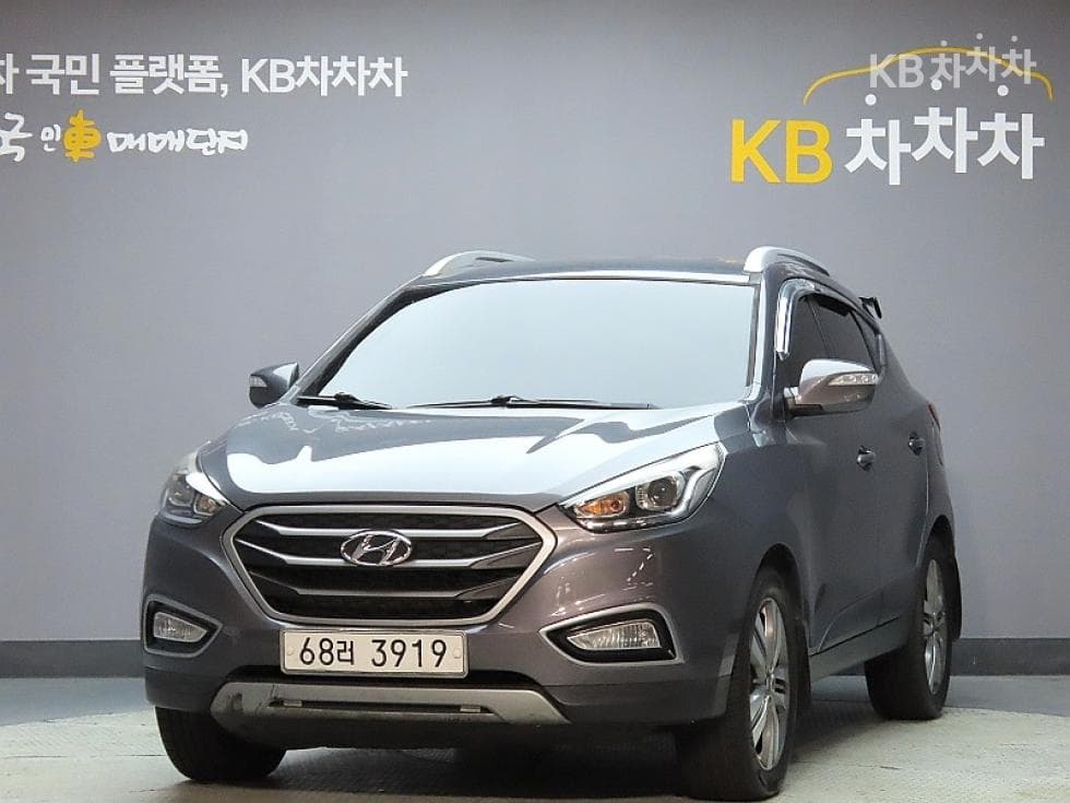 Hyundai New Tucson ix Diesel(e-VGT)4WD Modern - Image 1