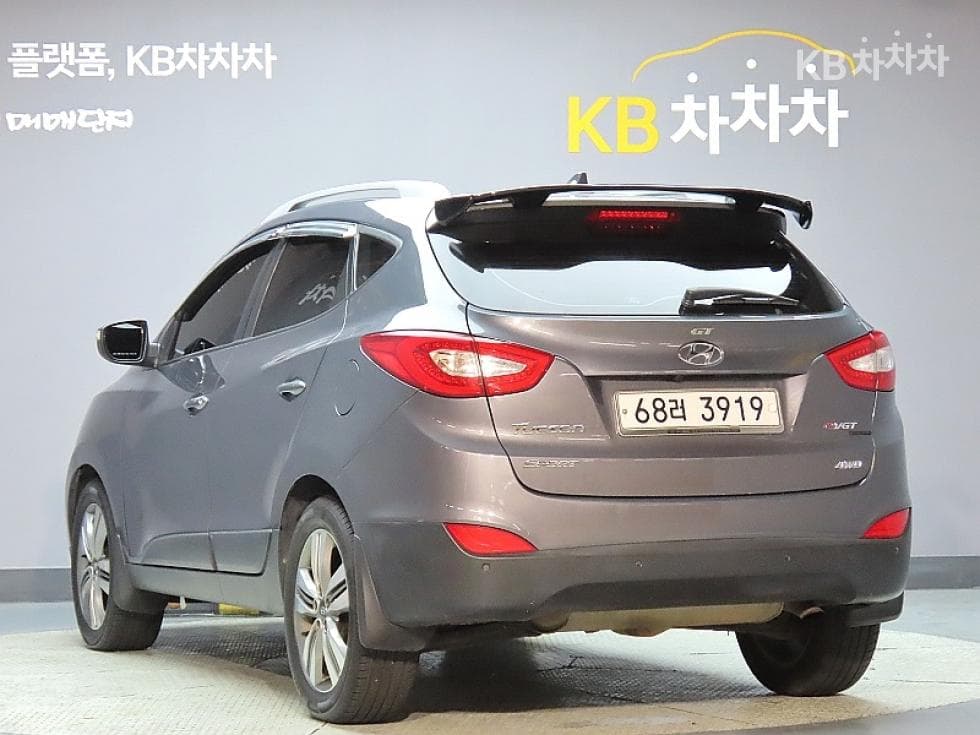 Hyundai New Tucson ixDiesel(e-VGT)4WD Modern - 4