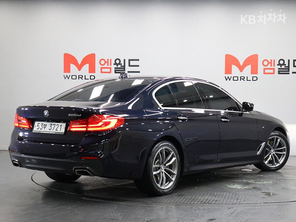 BMW 올Нов5 Серия (G30)520d M Sport Plus - 4