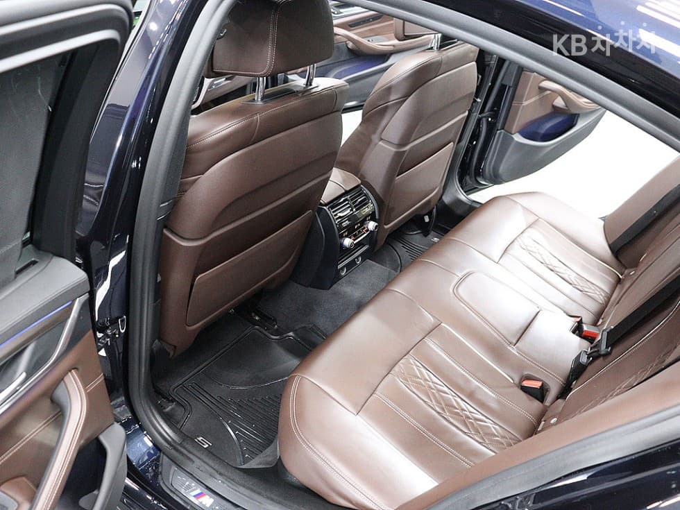 BMW 올Нов5 Серия (G30)520d M Sport Plus - 15