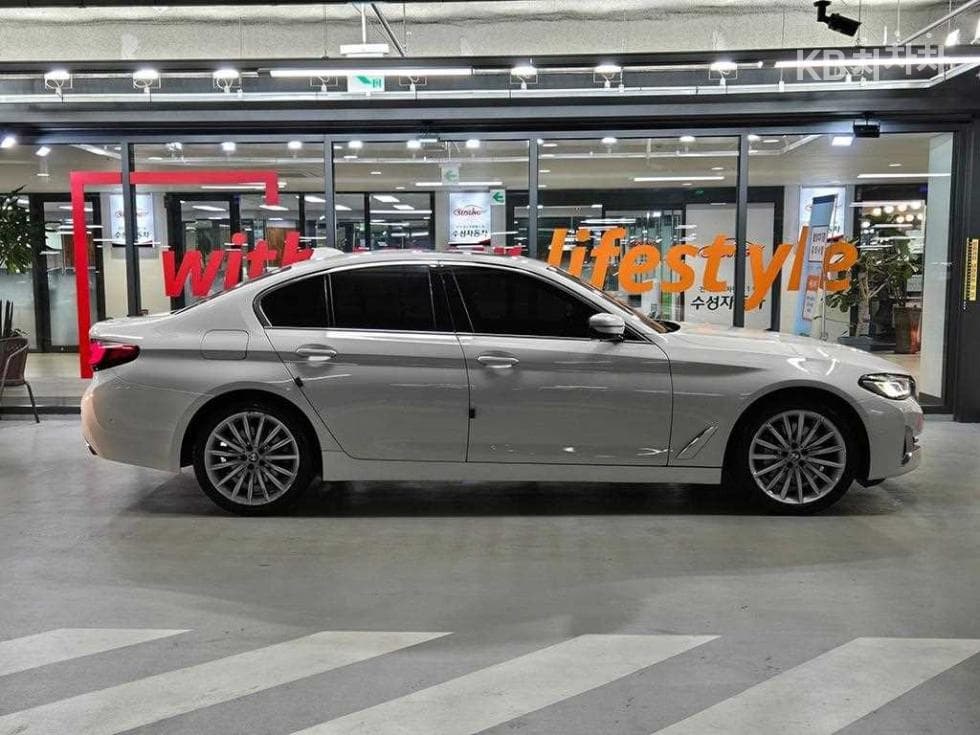 BMW 올Нов5 Серия (G30)530i xDrive Luxury - 3