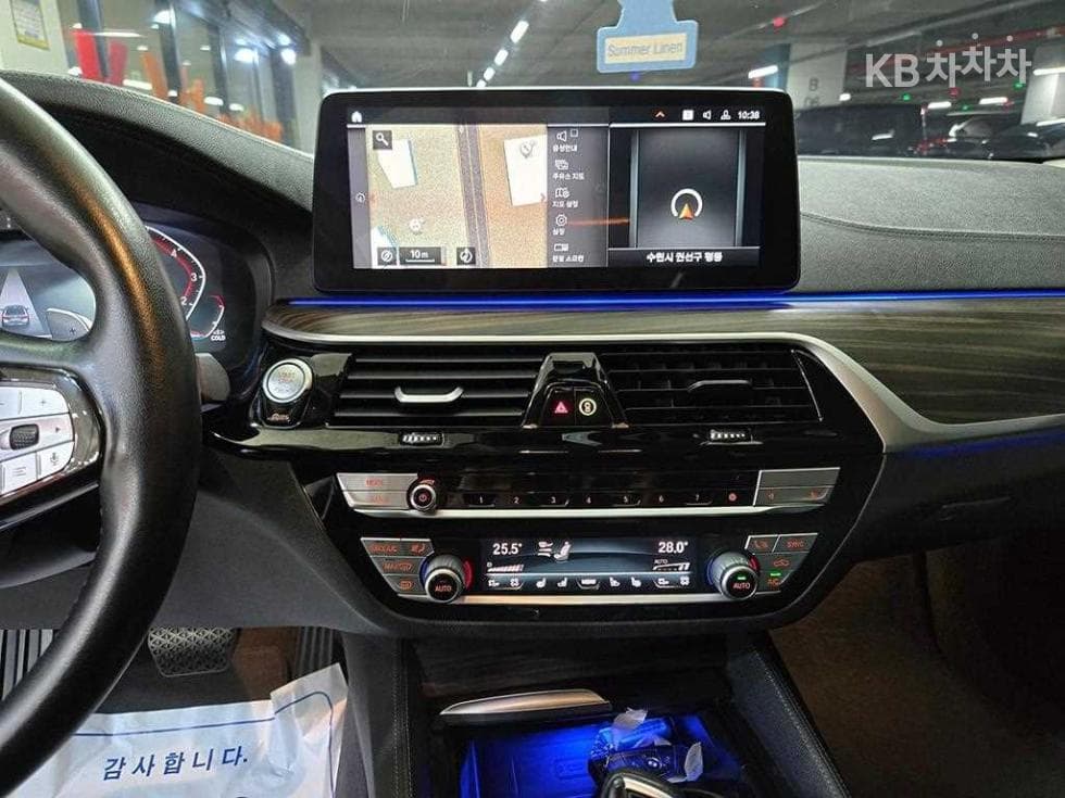 BMW 올Нов5 Серия (G30)530i xDrive Luxury - 11