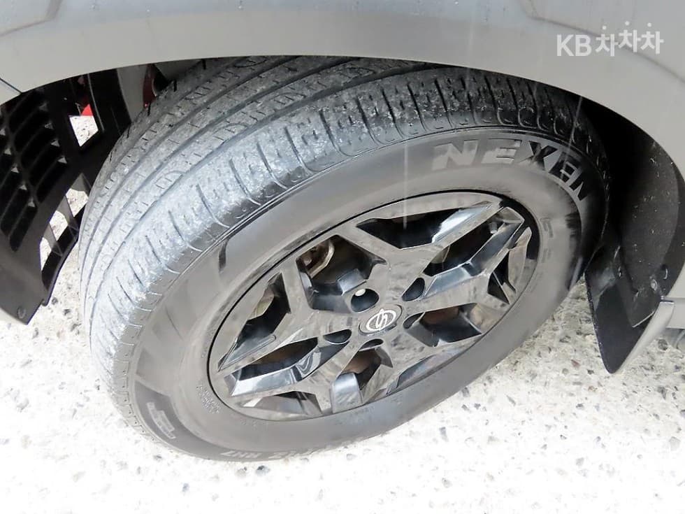 KG Mobility The New (facelift) Rexton Sports Khan2.2 4WD Prestige - 20