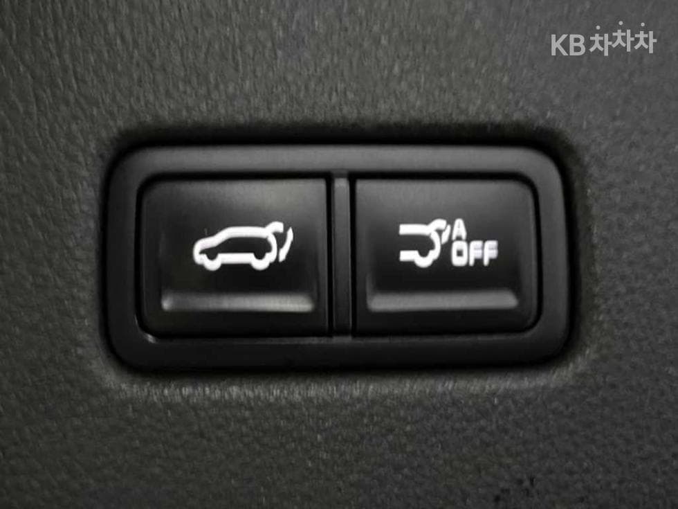 Kia Carnival 4th generationD2.2 7-seater (Limousine) Signature - 19