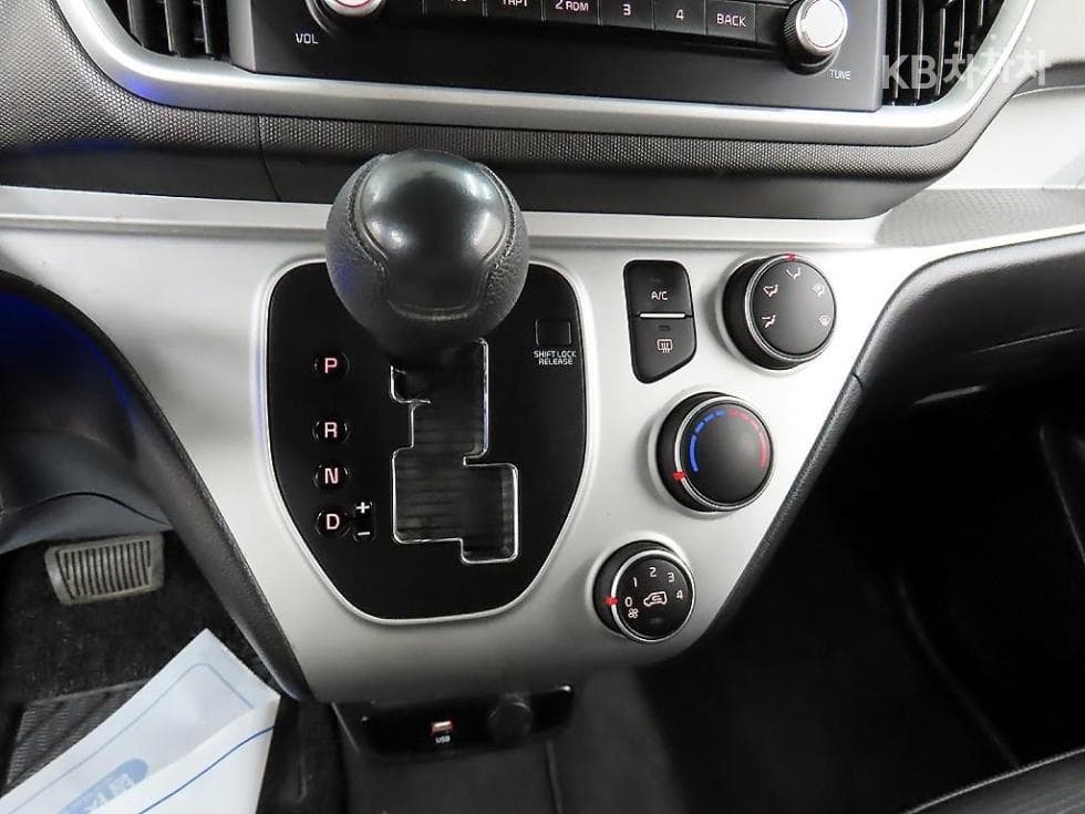 Kia The New (facelift) Ray (van) Van1.0 Gasoline Van 2-seater Standard - 10