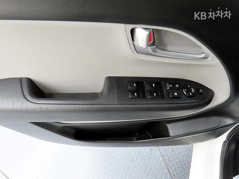 Kia The New (facelift) Ray (van) Van1.0 Gasoline Van 2-seater Standard - 11