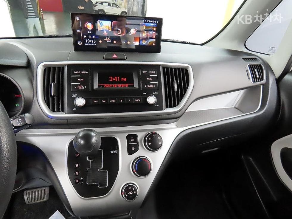Kia The New (facelift) Ray (van) Van1.0 Gasoline Van 2-seater Standard - 15