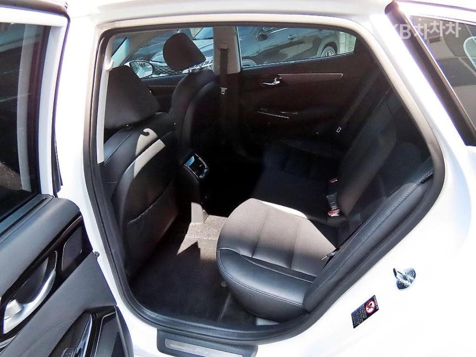 Kia K7 Premiere3.0 LPi 일반Seater Prestige - 6