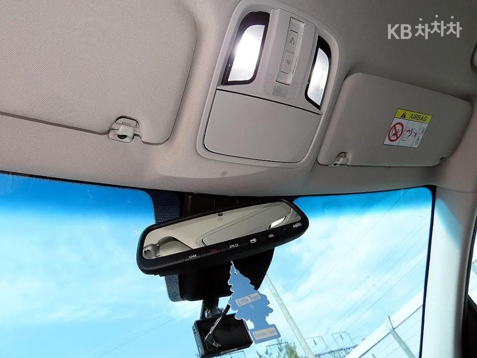 Kia K7 Premiere3.0 LPi 일반Seater Prestige - 16