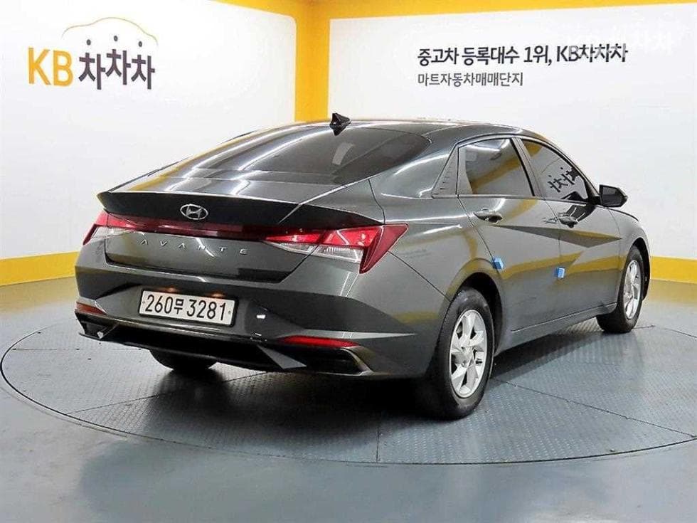 Hyundai All New Avante (Elantra)(CN7)1.6 Gasoline Modern - 3