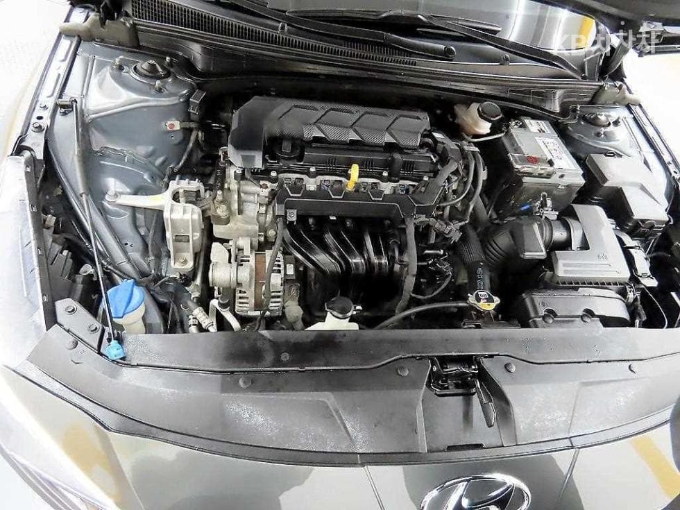 Hyundai All New Avante (Elantra)(CN7)1.6 Gasoline Modern - 17