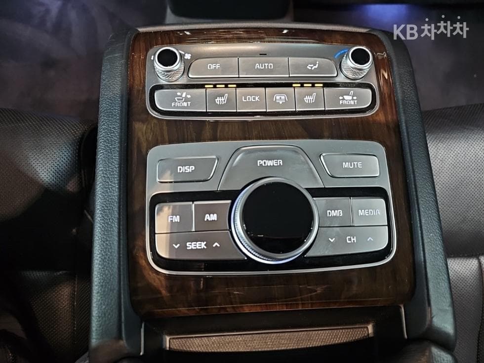 Киа 더 K93.8 GDI AWD 플래티넘Ⅱ - 13