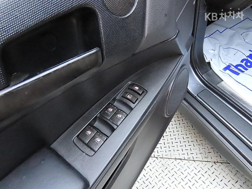 KG Mobility Korando Sports (pickup variant)CX5 2WD 클럽 - 13