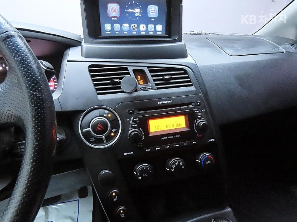 KG Mobility Korando Sports (pickup variant)CX5 2WD 클럽 - 17