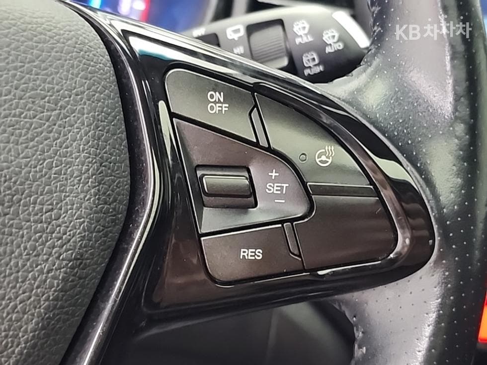 KG Mobility Tivoli Air2WD RX - 18