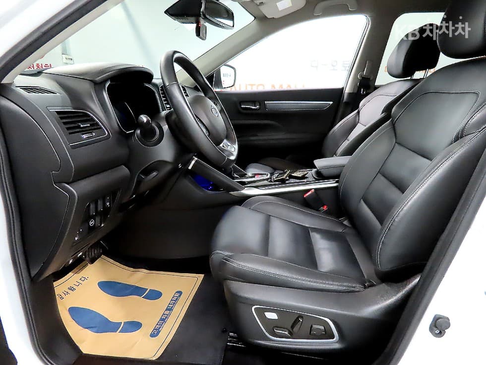 Renault Korea New QM62.0 LPe 2WD RE Signature - 9