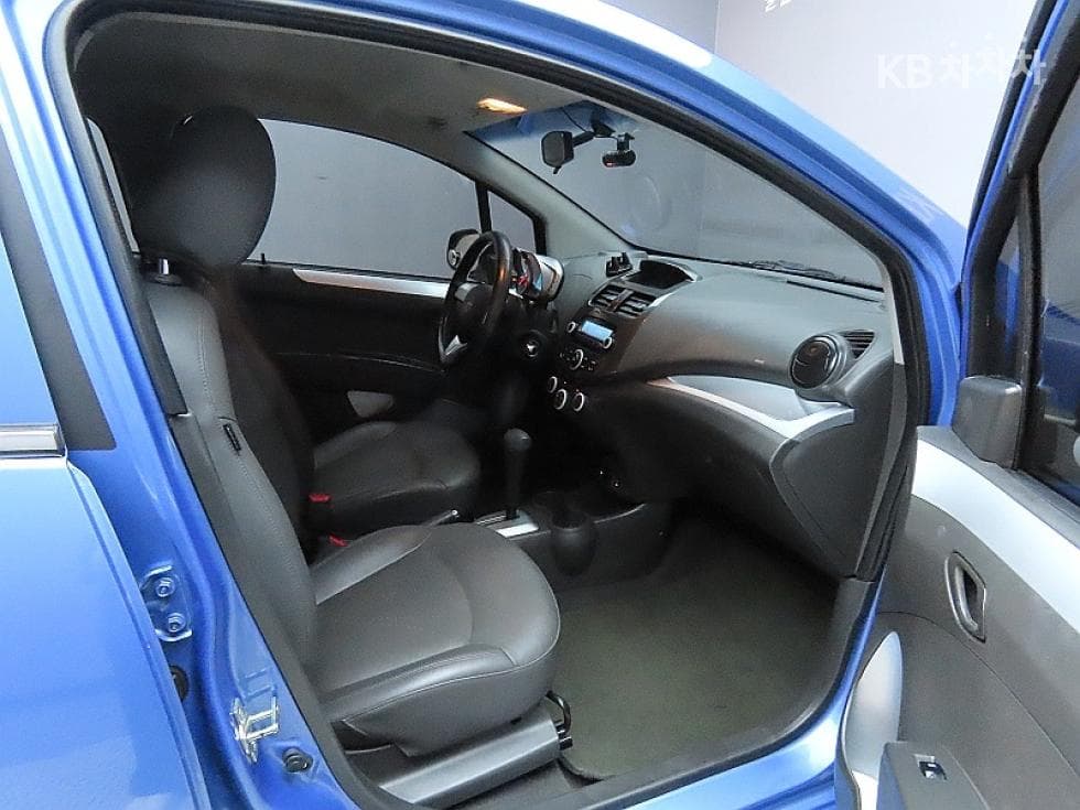 GM Korea Chevrolet SparkLT Standard - 11