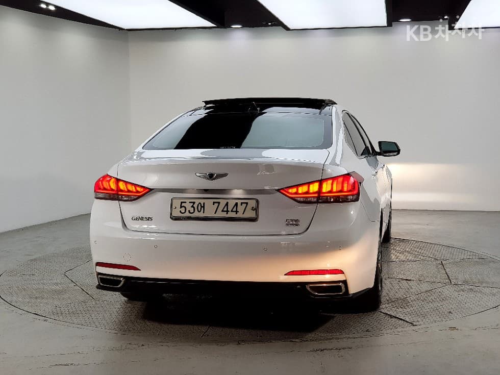 Hyundai GenesisDHG330 Premium AWD - 3