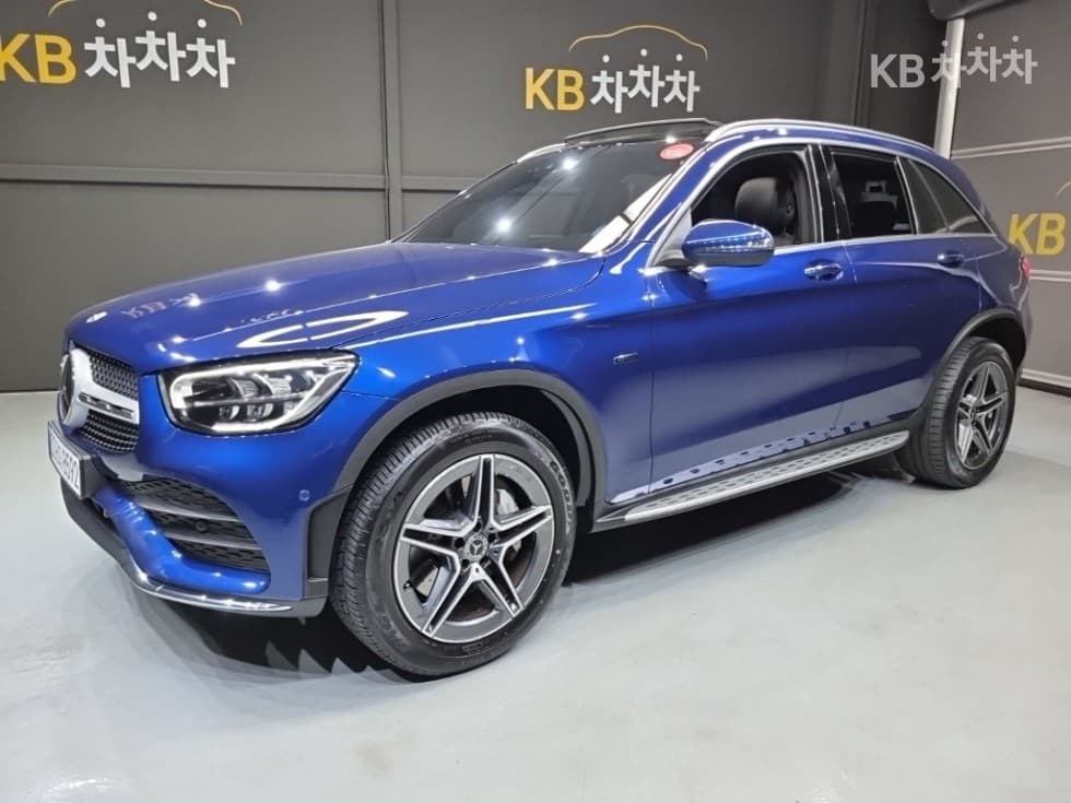 Mercedes-Benz GLC(X253) 300 e 4Matic - Image 1