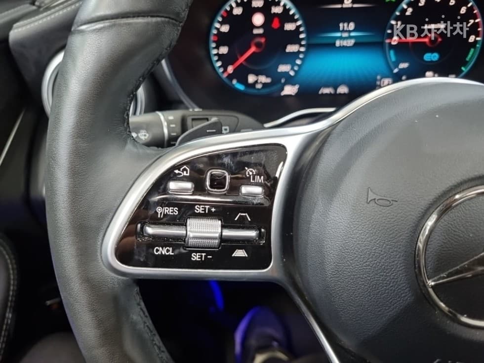 Mercedes-Benz GLC(X253)300 e 4Matic - 13