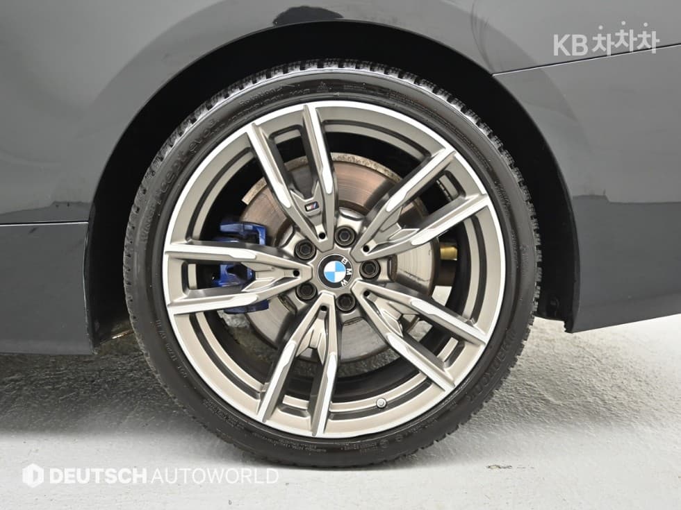 BMW 4시리즈 (G22)M440i xDrive Coupe Стандартен - 5