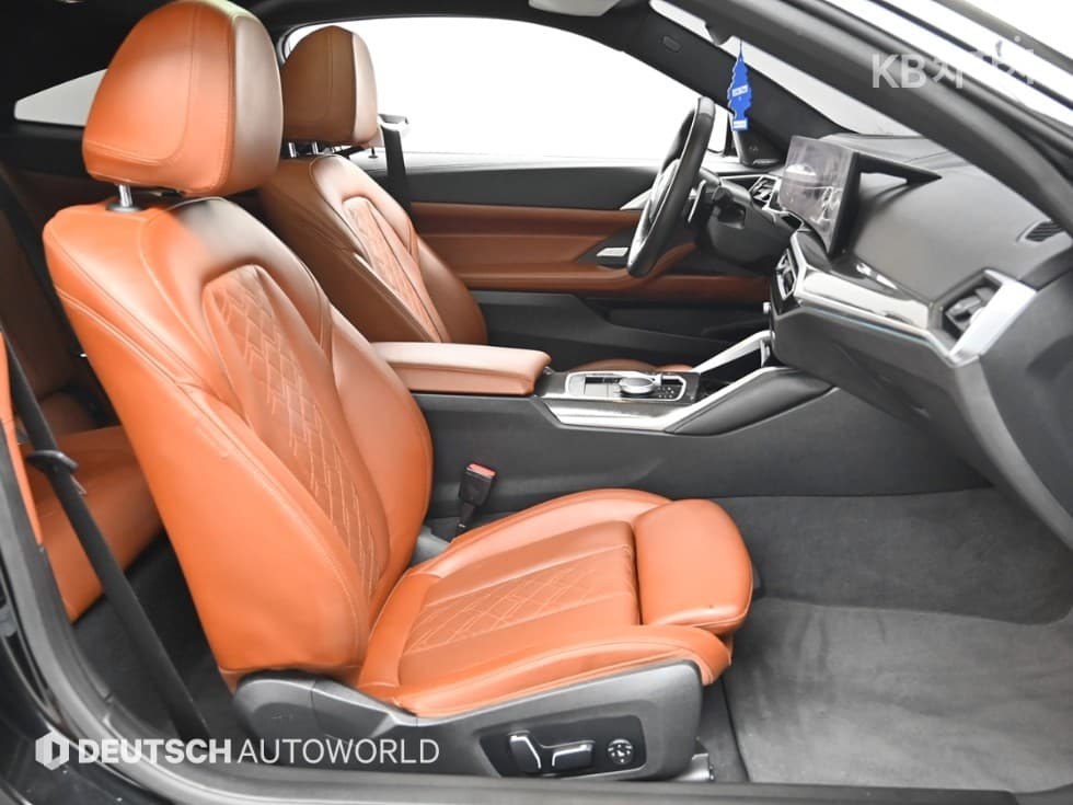 BMW 4시리즈 (G22)M440i xDrive Coupe Стандартен - 10