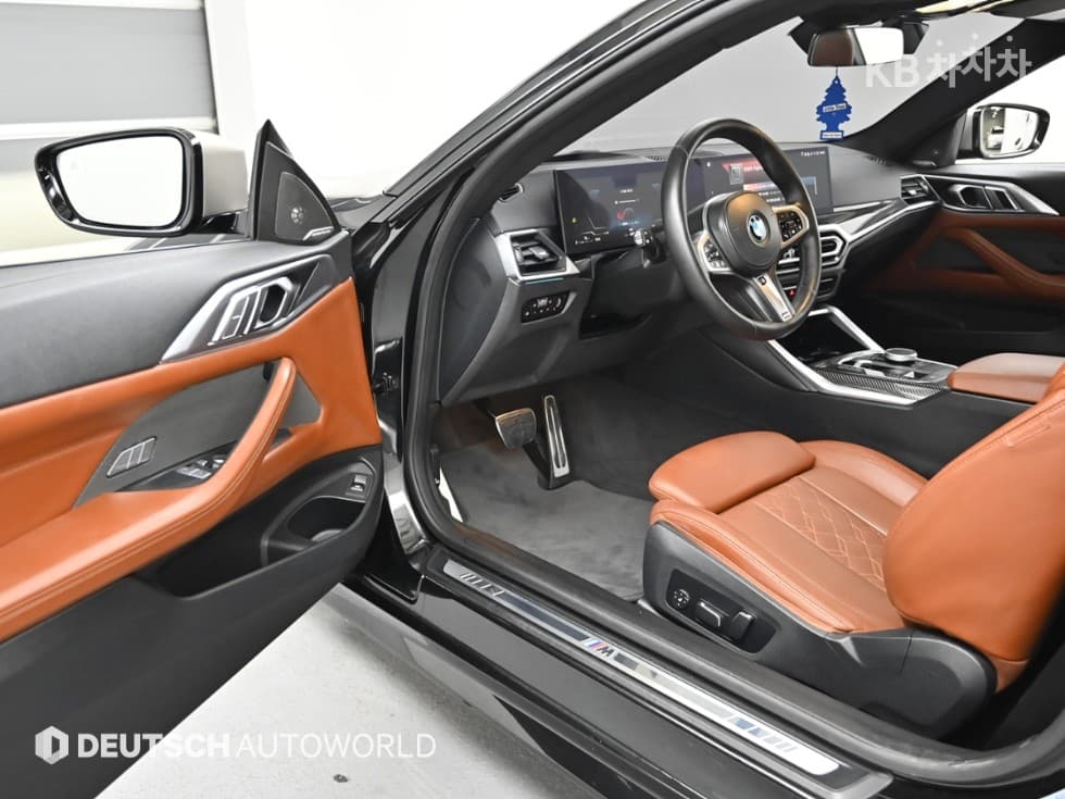 BMW 4시리즈 (G22)M440i xDrive Coupe Стандартен - 11