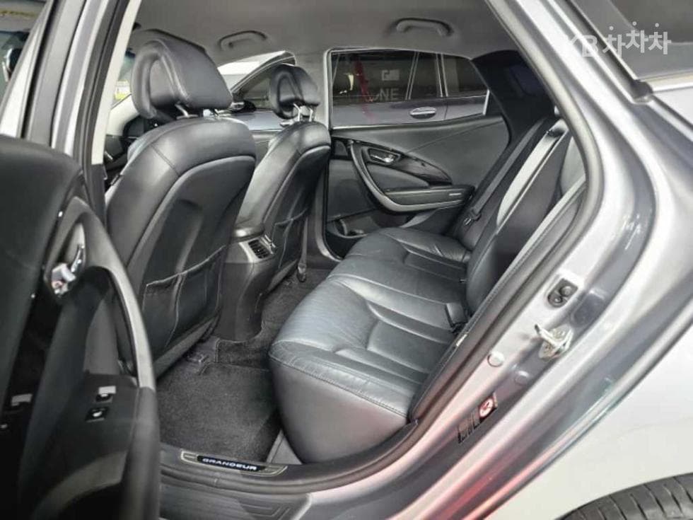Hyundai Grandeur (Azera)HGHG300 Premium - 7
