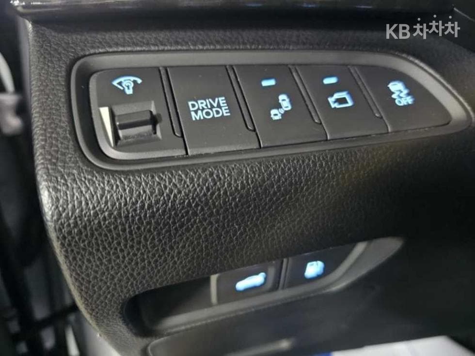 Hyundai Grandeur (Azera)HGHG300 Premium - 11