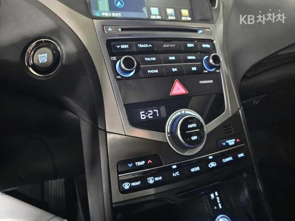 Hyundai Grandeur (Azera)HGHG300 Premium - 14
