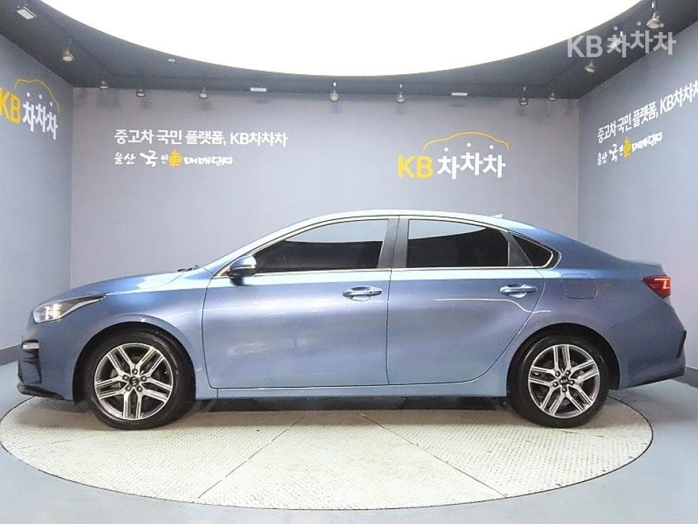 Kia All New K31.6 Gasoline Luxury - 5
