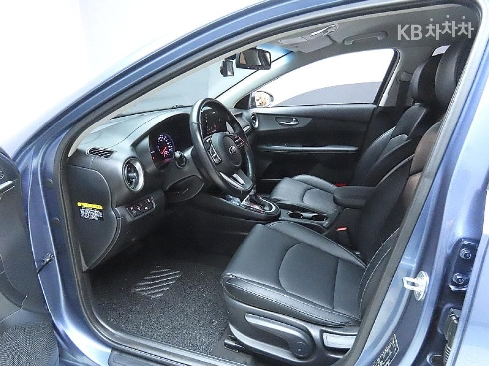 Kia All New K31.6 Gasoline Luxury - 10