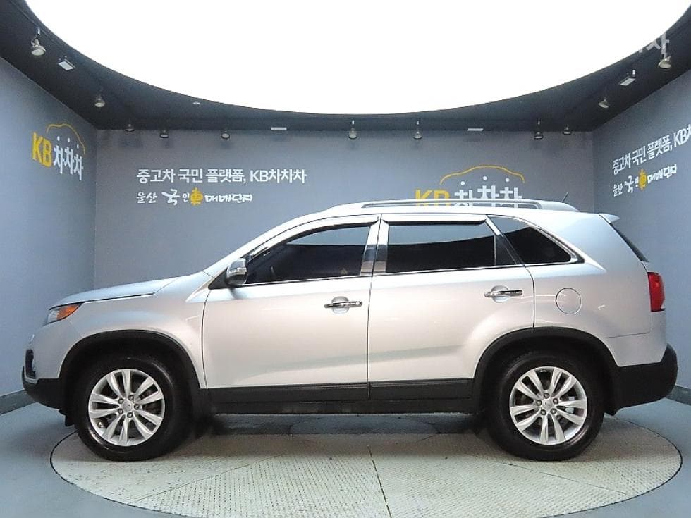 Kia SorentoRDiesel 2.0 2WD LIMITED Premium - 5