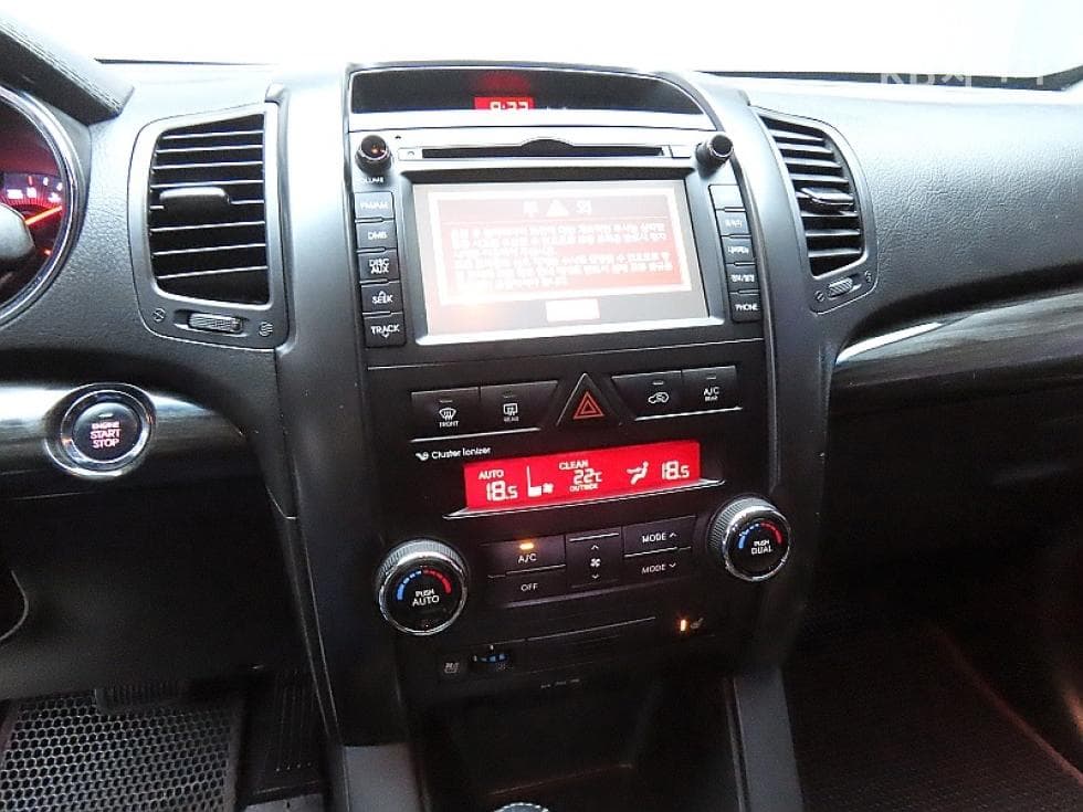 Kia SorentoRDiesel 2.0 2WD LIMITED Premium - 16