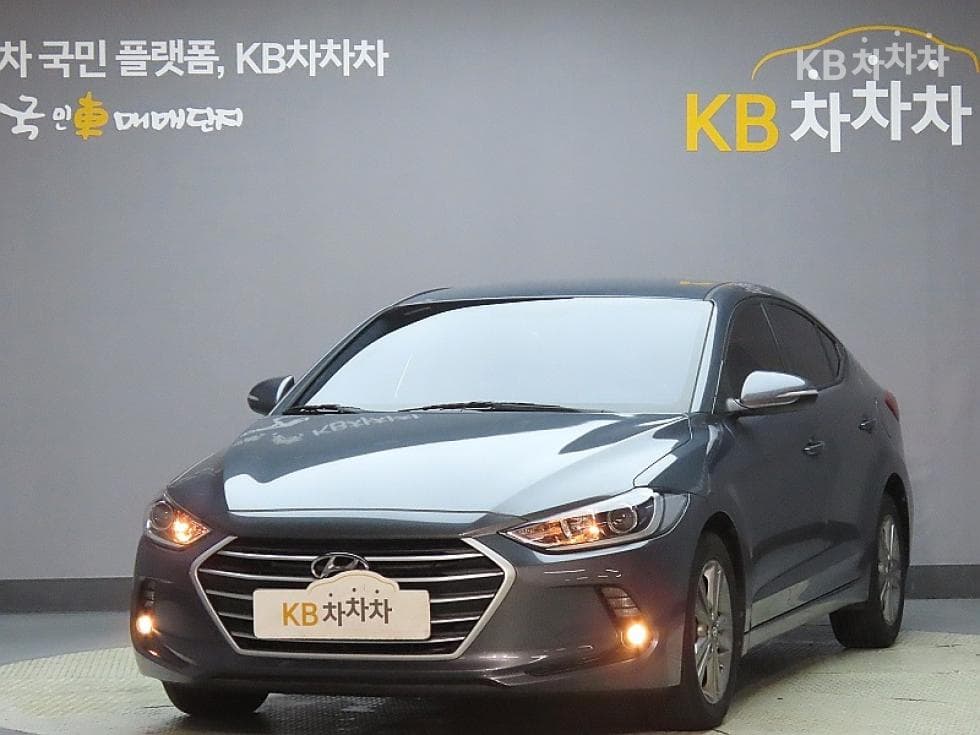 Hyundai Avante (Elantra)AD 1.6 e-VGT Smart Special (special feature/edition) - Image 1