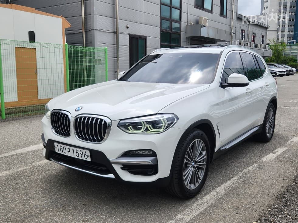 BMW X3 (G01)xDrive 20i Luxury - 2