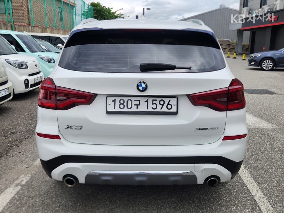 BMW X3 (G01)xDrive 20i Luxury - 3