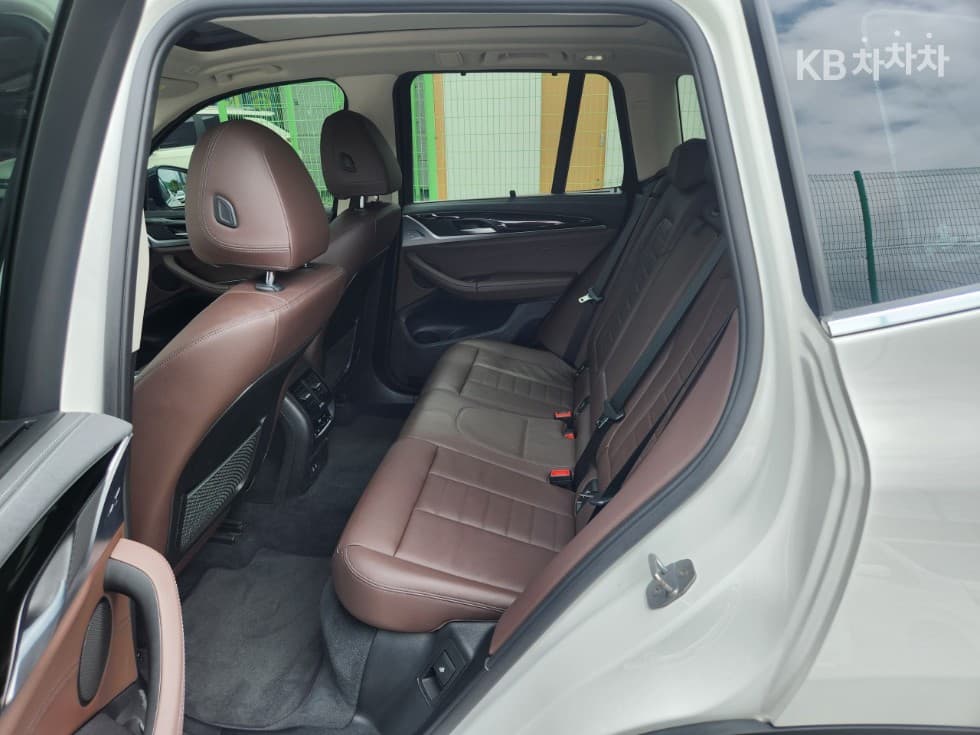 BMW X3 (G01)xDrive 20i Luxury - 9