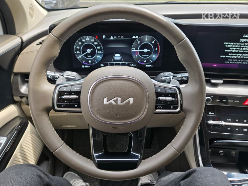 Kia Carnival 4th generationD2.2 9-seater Signature - 13