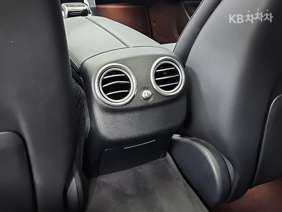 Mercedes-Benz Нов E-КласE200 Авангард W214 - 13